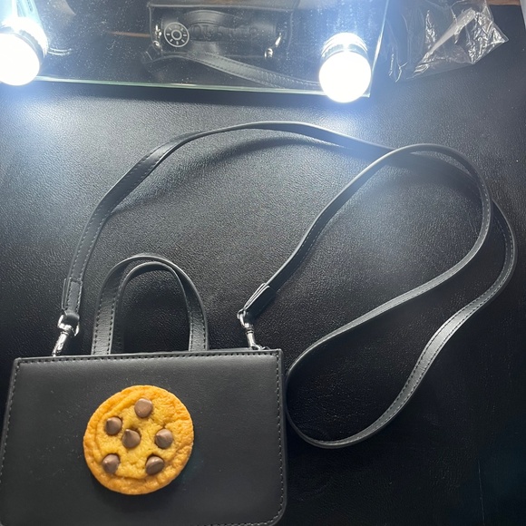 Puppets And Puppets SMALL LEATHER COOKIE BAG - Picture 3 of 6